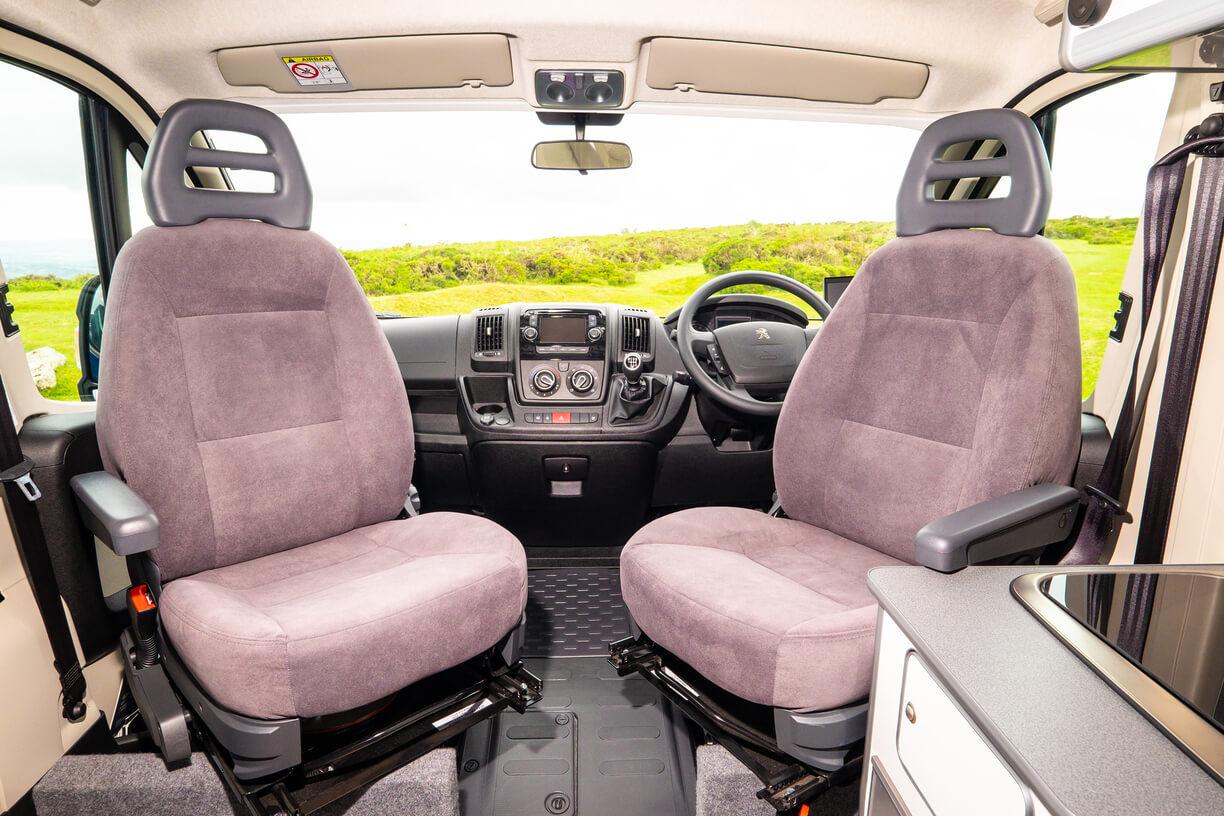 Swivel Front Seats Vr200